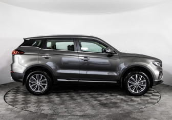 Подержанный автомобиль Geely Atlas Pro 2024 года (5 фото)