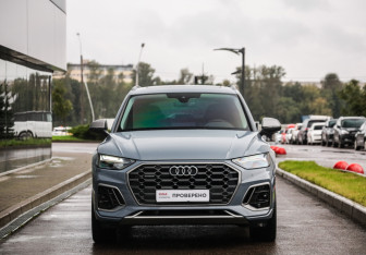 Подержанный автомобиль Audi Q5 2021 года (4 фото)