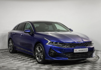 Подержанный автомобиль Kia K5 2021 года (3 фото)