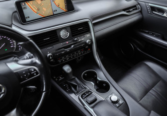 Подержанный автомобиль Lexus RX 2016 года (24 фото)