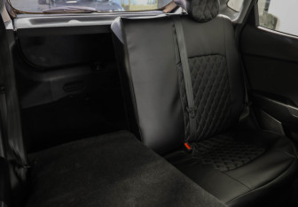 Подержанный автомобиль Kia Rio Hatchback 2017 года (25 фото)