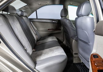 Подержанный автомобиль Toyota Camry Sedan 2003 года (12 фото)