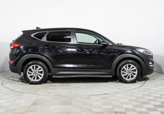 Подержанный автомобиль Hyundai Tucson 2017 года (4 фото)