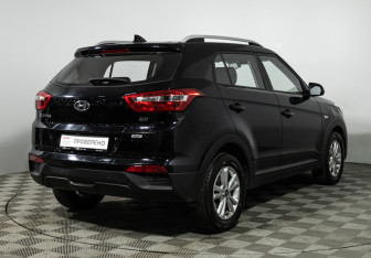 Подержанный автомобиль Hyundai Creta 2016 года (5 фото)