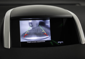 Подержанный автомобиль Renault Koleos 2013 года (16 фото)