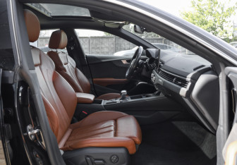 Подержанный автомобиль Audi A5 Liftback 2020 года (29 фото)