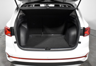 Подержанный автомобиль Jetta VS7 2023 года (20 фото)