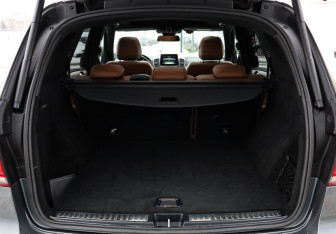 Подержанный автомобиль Mercedes-Benz GLE 2017 года (34 фото)