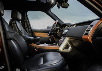 Подержанный автомобиль Land Rover Range Rover 2018 года (29 фото)