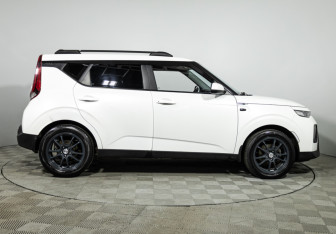 Подержанный автомобиль Kia Soul 2019 года (4 фото)