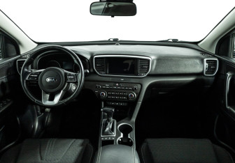 Подержанный автомобиль Kia Sportage 2020 года (13 фото)