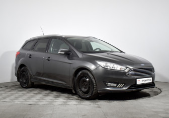 Подержанный автомобиль Ford Focus Wagon 2016 года (3 фото)