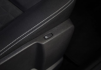 Подержанный автомобиль Renault Duster 2018 года (16 фото)