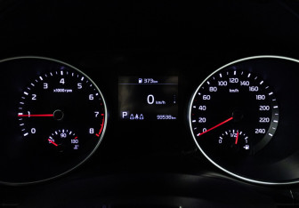 Подержанный автомобиль Kia Ceed Wagon 2019 года (12 фото)