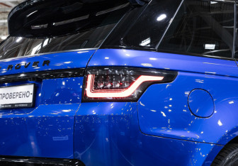 Подержанный автомобиль Land Rover Range Rover Sport 2018 года (11 фото)
