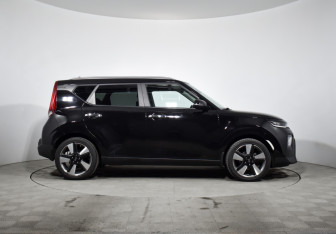 Подержанный автомобиль Kia Soul 2021 года (4 фото)