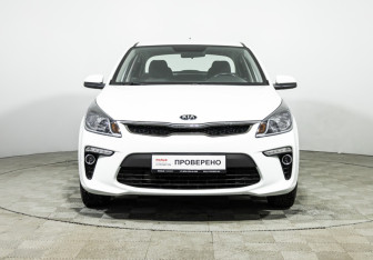 Подержанный автомобиль Kia Rio Sedan 2018 года (2 фото)
