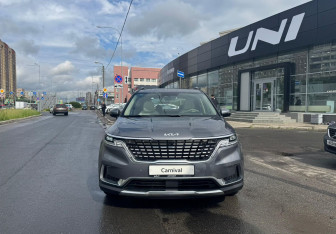Новый Kia Carnival 2025 (2 фото)