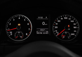 Подержанный автомобиль Volkswagen Tiguan 2016 года (17 фото)