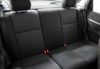 Подержанный автомобиль Ford Focus Sedan 2003 года (20 фото)