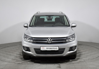 Подержанный автомобиль Volkswagen Tiguan 2012 года (2 фото)