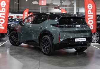 Подержанный автомобиль Zeekr X 2023 года (10 фото)