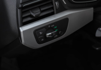 Подержанный автомобиль Audi A5 Liftback 2021 года (26 фото)