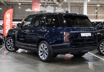 Подержанный автомобиль Land Rover Range Rover 2019 года (11 фото)