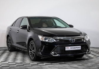 Подержанный автомобиль Toyota Camry Sedan 2016 года (3 фото)