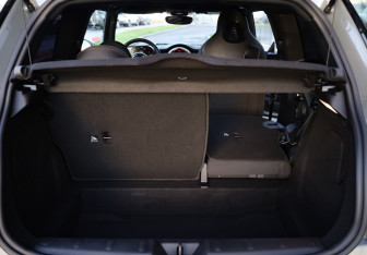 Подержанный автомобиль MINI Hatch 2020 года (29 фото)