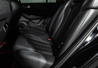 Подержанный автомобиль Omoda S5 2023 года (10 фото)