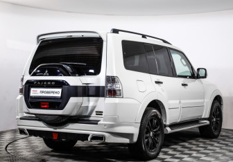 Подержанный автомобиль Mitsubishi Pajero 2019 года (5 фото)