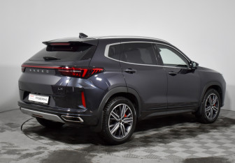 Подержанный автомобиль Exeed LX 2024 года (5 фото)