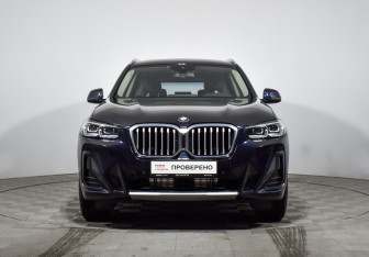 Подержанный автомобиль BMW X3 2022 года (3 фото)
