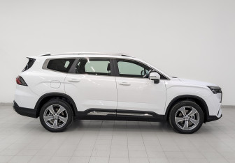 Новый Geely Okavango 2025 (4 фото)