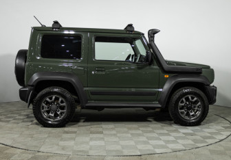 Подержанный автомобиль Suzuki Jimny 2020 года (4 фото)