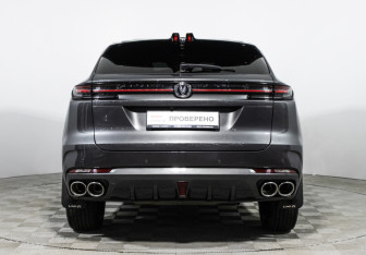 Подержанный автомобиль Changan UNI-K 2021 года (6 фото)