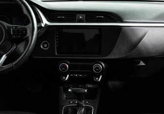 Подержанный автомобиль Kia Rio Sedan 2021 года (14 фото)