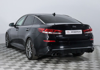 Подержанный автомобиль Kia Optima Sedan 2018 года (13 фото)