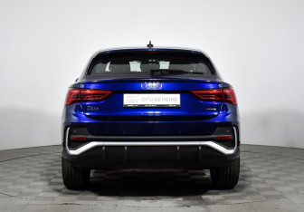 Подержанный автомобиль Audi Q3 Sportback 2020 года (7 фото)