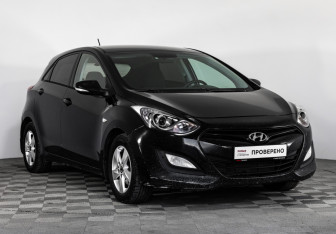 Подержанный автомобиль Hyundai i30 Hatchback 2013 года (3 фото)