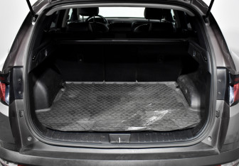 Подержанный автомобиль Hyundai Tucson 2023 года (21 фото)