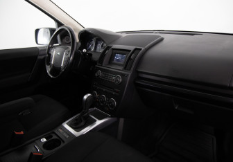 Подержанный автомобиль Land Rover Freelander 2014 года (10 фото)