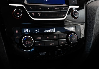 Подержанный автомобиль Nissan Qashqai 2017 года (14 фото)