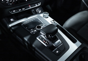Подержанный автомобиль Audi Q5 2019 года (20 фото)