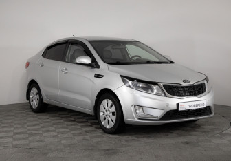 Подержанный автомобиль Kia Rio Sedan 2011 года (3 фото)