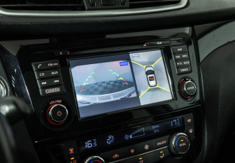 Подержанный автомобиль Nissan Qashqai 2014 года (15 фото)