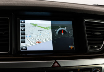 Подержанный автомобиль Hyundai Genesis 2014 года (13 фото)