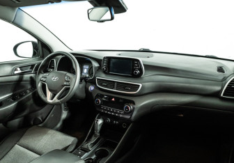 Подержанный автомобиль Hyundai Tucson 2020 года (9 фото)