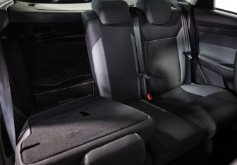 Подержанный автомобиль Ford Focus Hatchback 2013 года (22 фото)